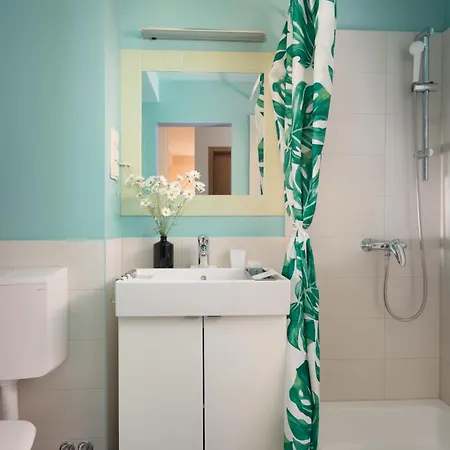 Waterfront Roko 2 Apartment