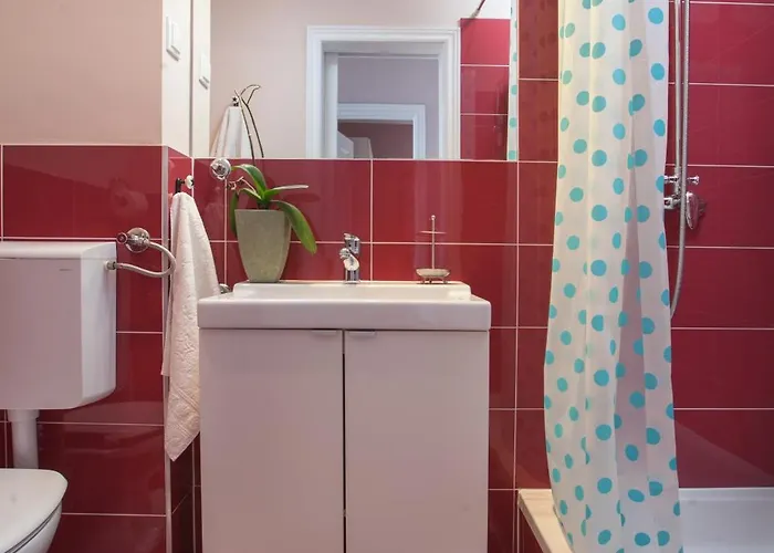 Waterfront Roko 2 פודגורה